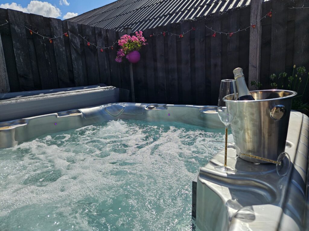 Wellness vakantie Privésauna, jacuzzi en overnachten bij de Waalhoeve